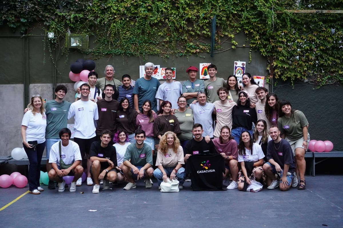 equipo-casacusia.jpg